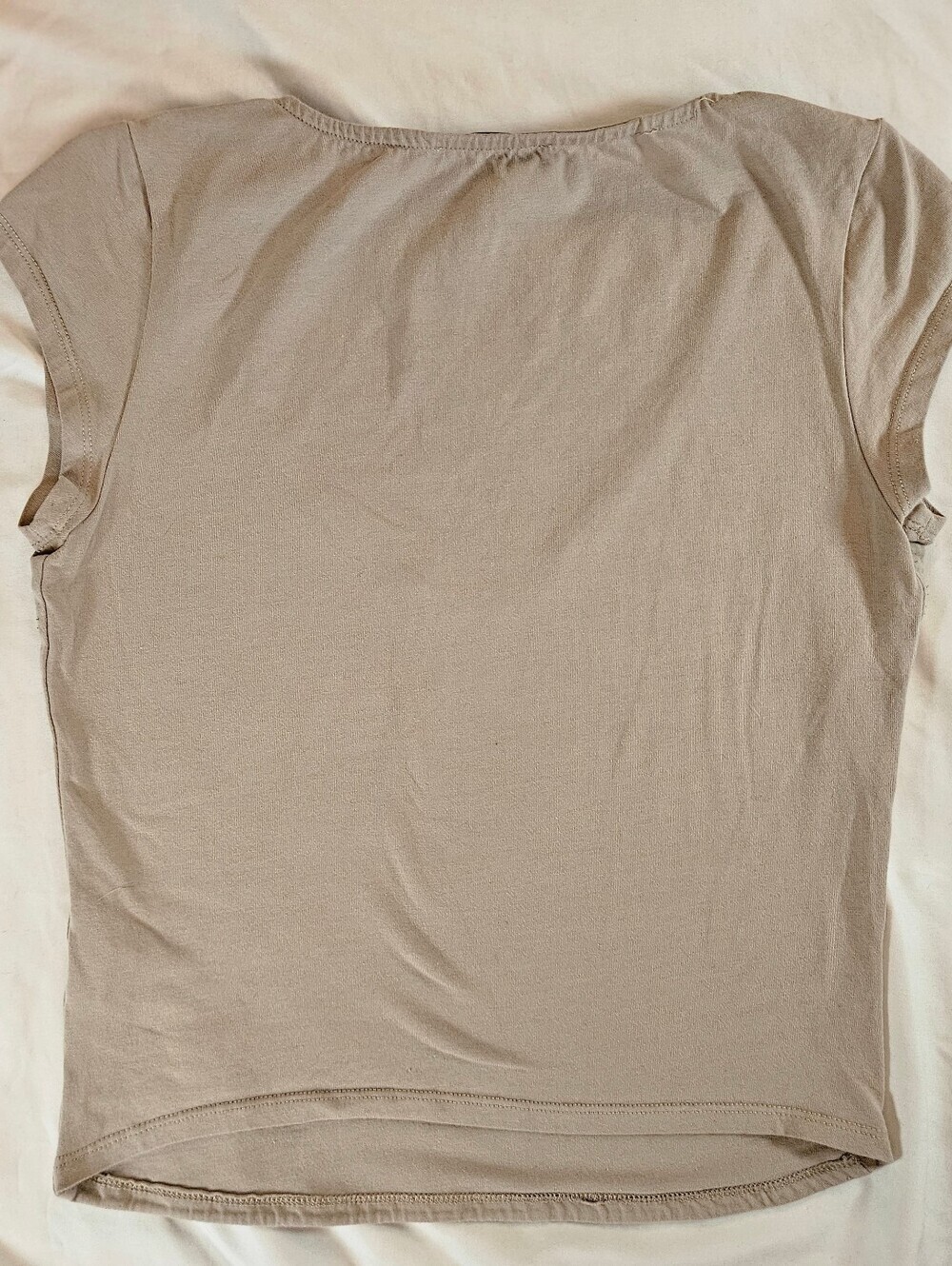 Streetwear Society Womens Beige Short Sleeve Cropped V-neck Top Size Large - Picture 11 of 12